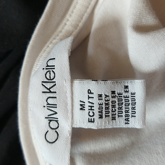 VGUC. Calvin Klein black and white tee. - Picture 3 of 3